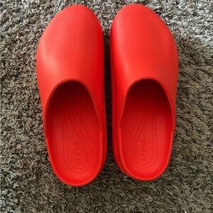 CROCS Dylan Platform - Starfish *NEVER WORN*